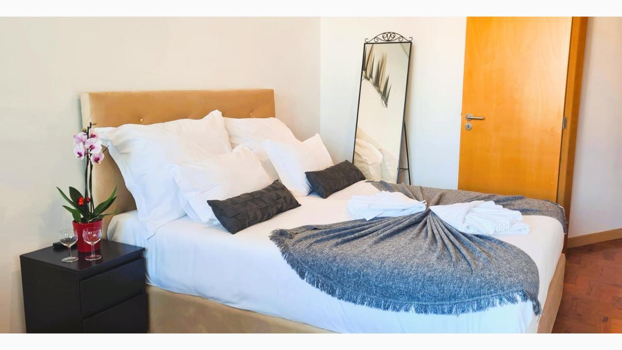 Yaya Pt- Santa Catarina Apartaments Порту Экстерьер фото